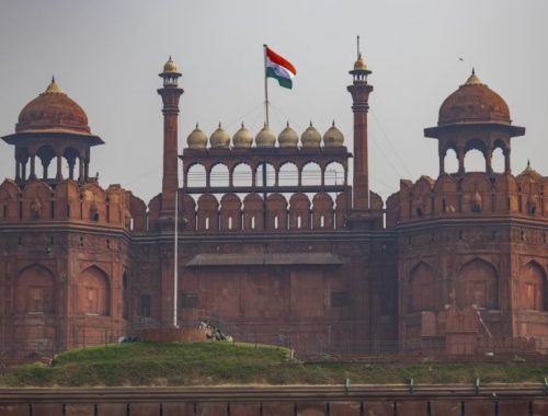 Red Fort Delhi: History, Architecture, Visiting Guide & Attractions