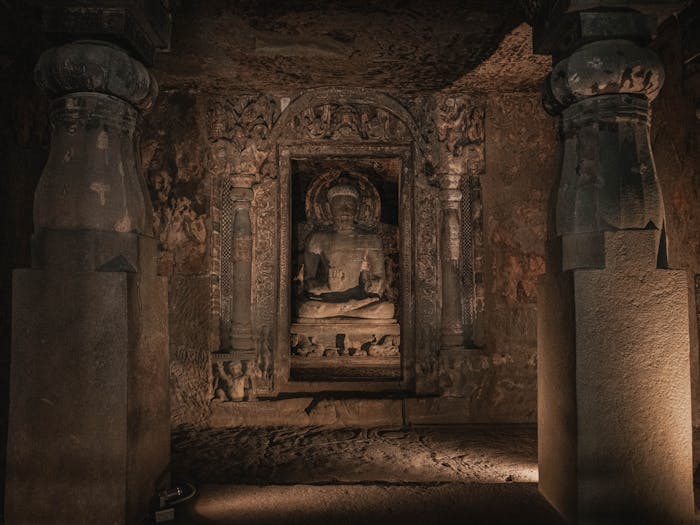 20 Must-Visit Caves in India for History and Culture Lovers