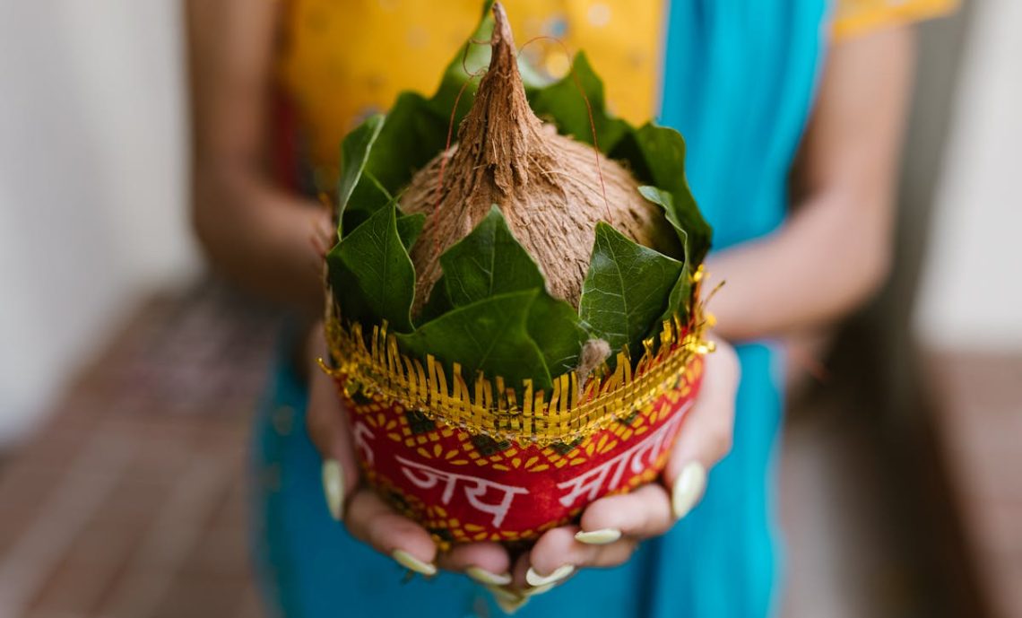 Navratri 2025 Dates, Rituals, Colours, Food, Traditions & More